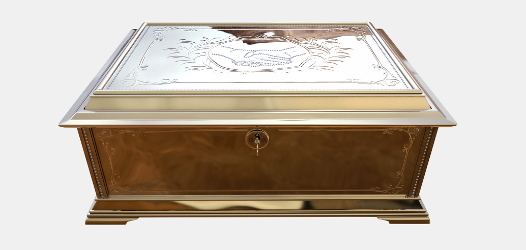 gold and silver Humidor
